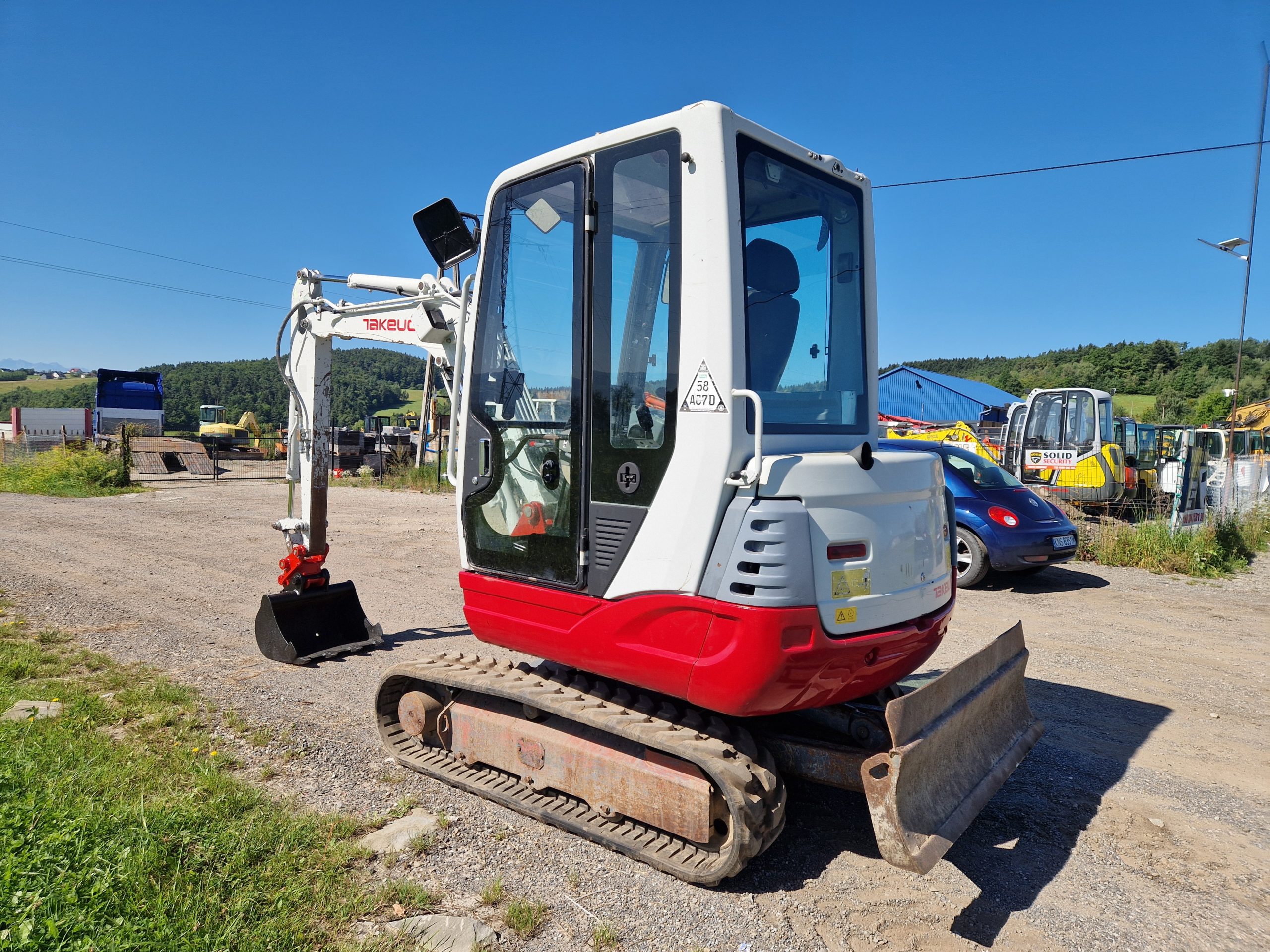 Minikoparka Takeuchi TB 228