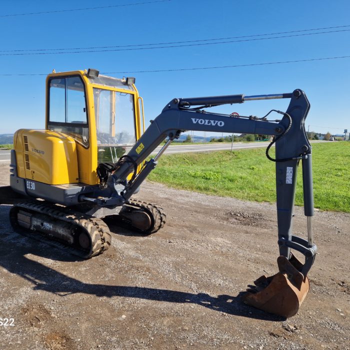 Minikoparka Volvo EC30