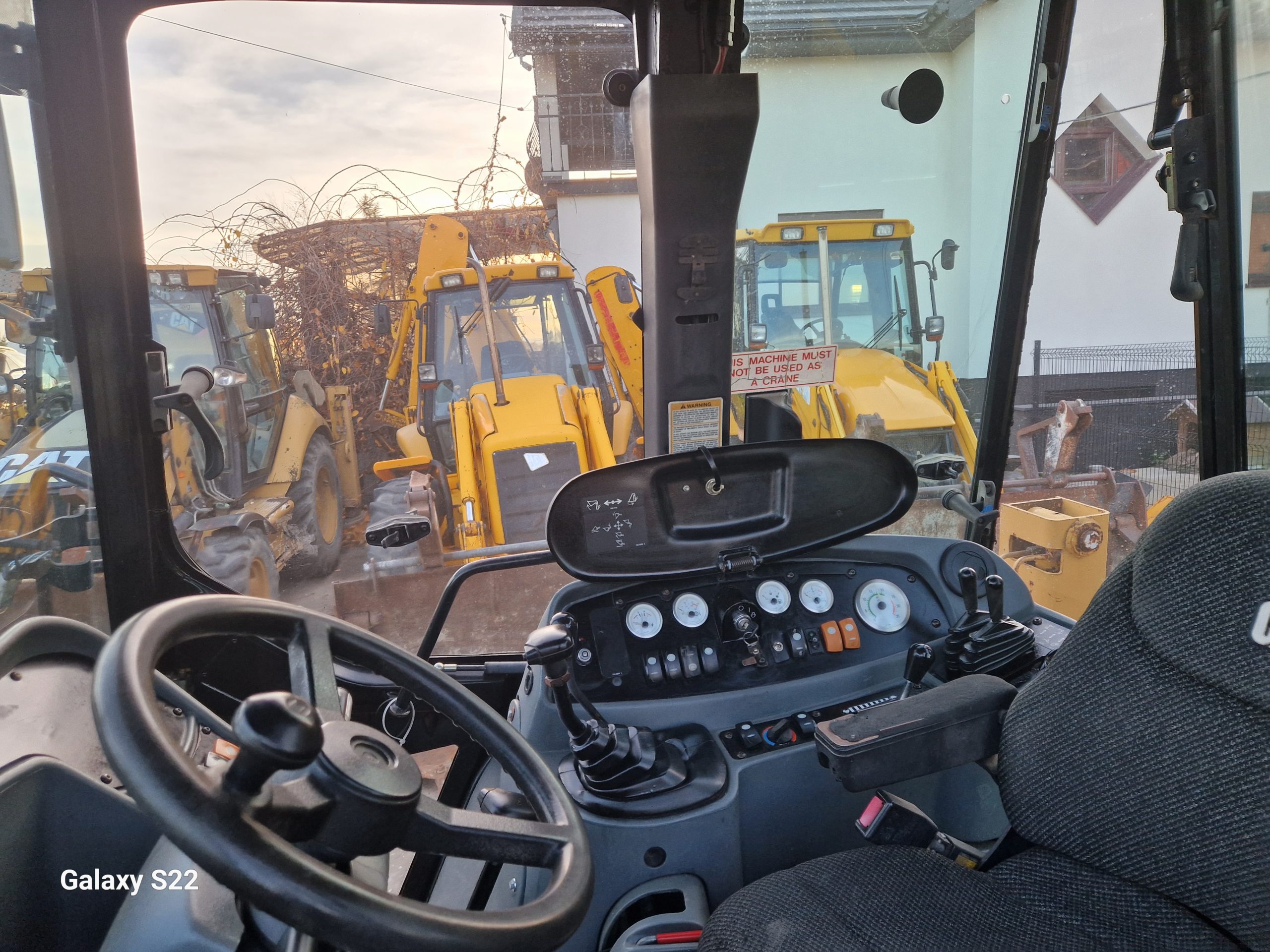 Koparko-ładowarka Cat 428 D - obrazek 4