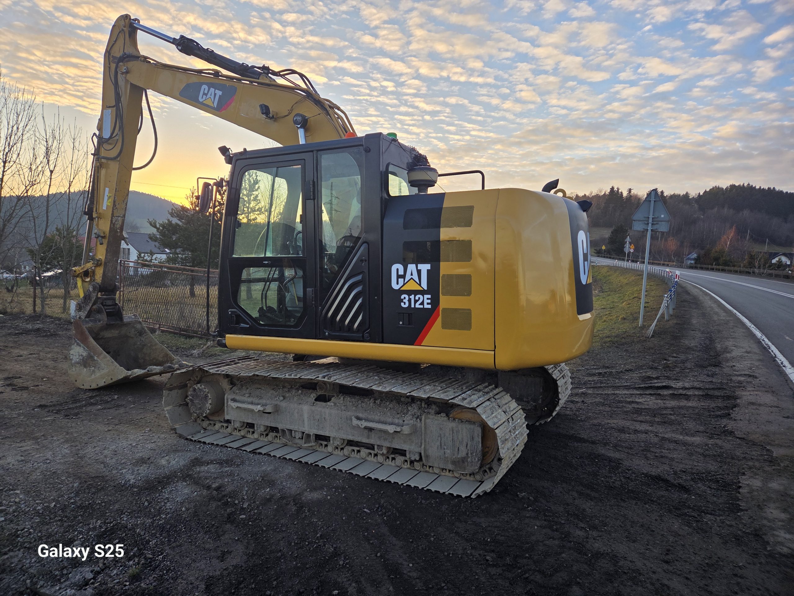 Koparka gąsienicowa Cat 312 E - obrazek 5