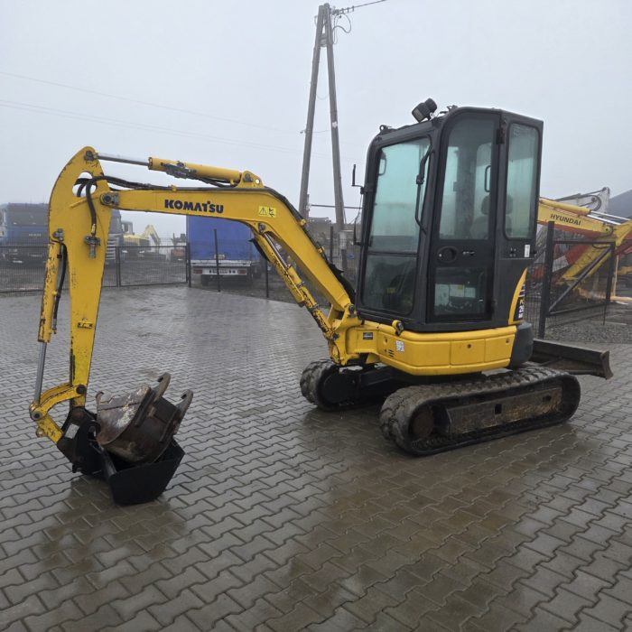 Minikoparka Komatsu PC26MR-3