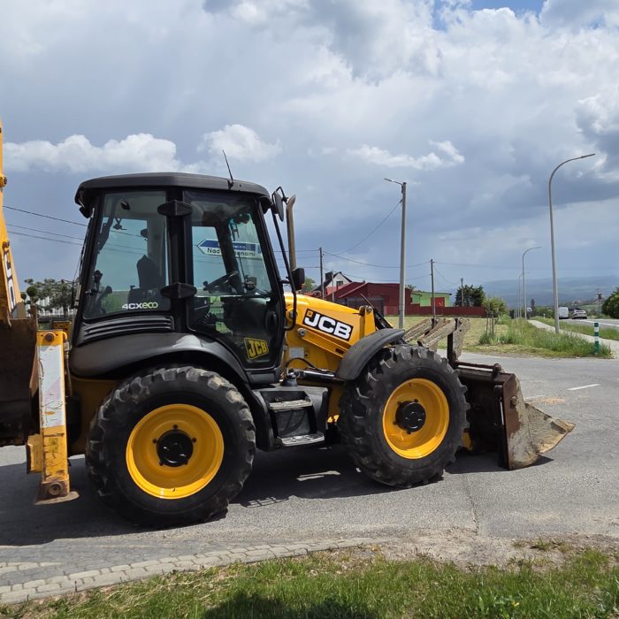 Koparko-ładowarka JCB 4CX