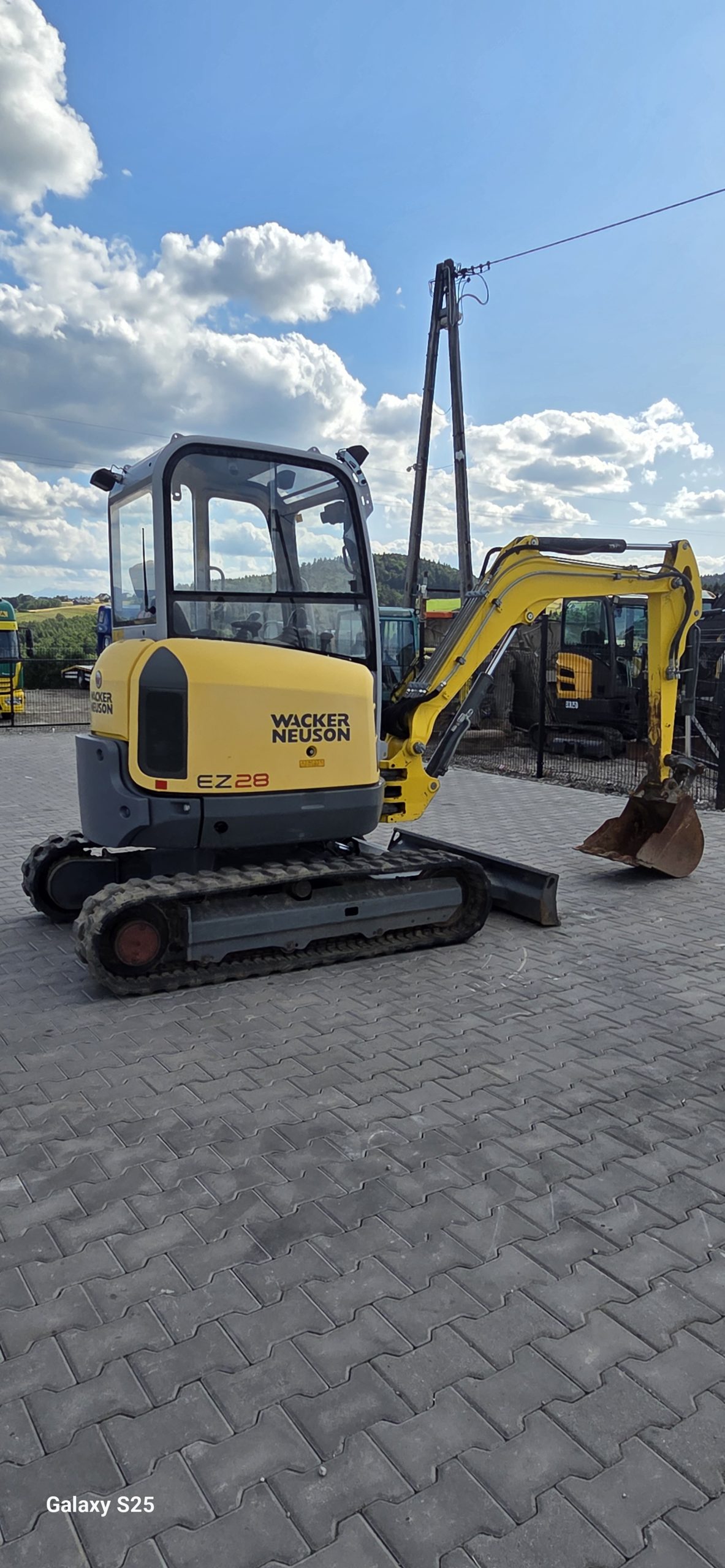 Minikoparka Neuson Wacker EZ2 - obrazek 2