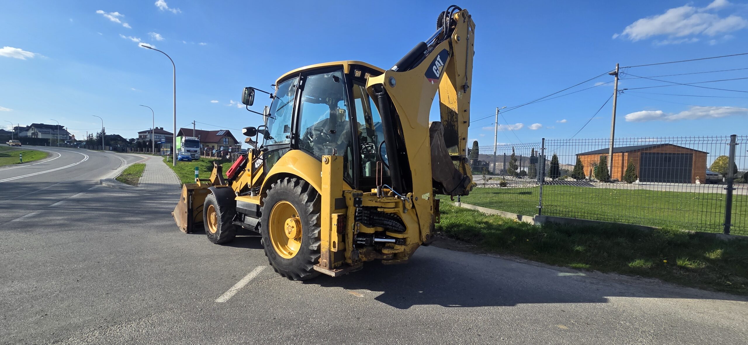 Koparko-ładowarka Cat 428 F - obrazek 2