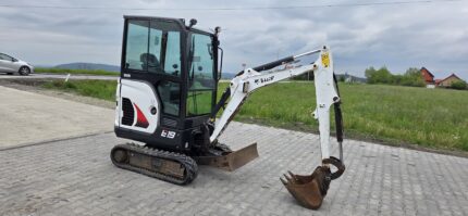 Minikoparka Bobcat E19