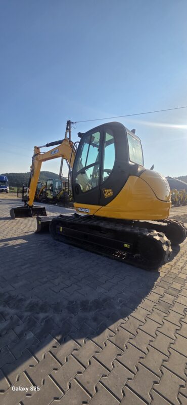 Minikoparka JCB 8080