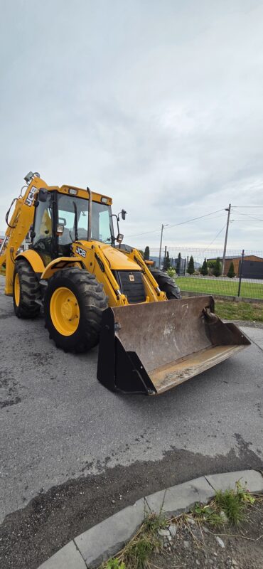 Koparko-ładowarka JCB 4CX