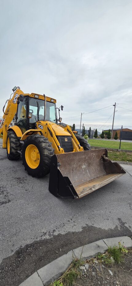 Koparko-ładowarka JCB 4CX