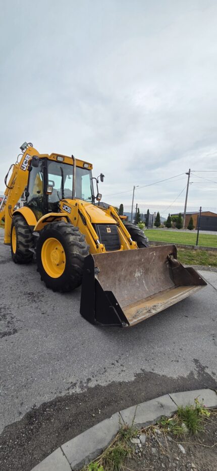 Koparko-ładowarka JCB 4CX