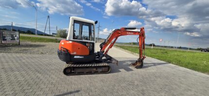 Minikoparka Kubota 101-3