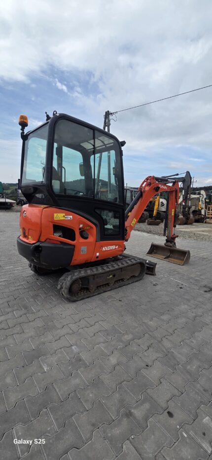 Minikoparka Kubota KX19-4