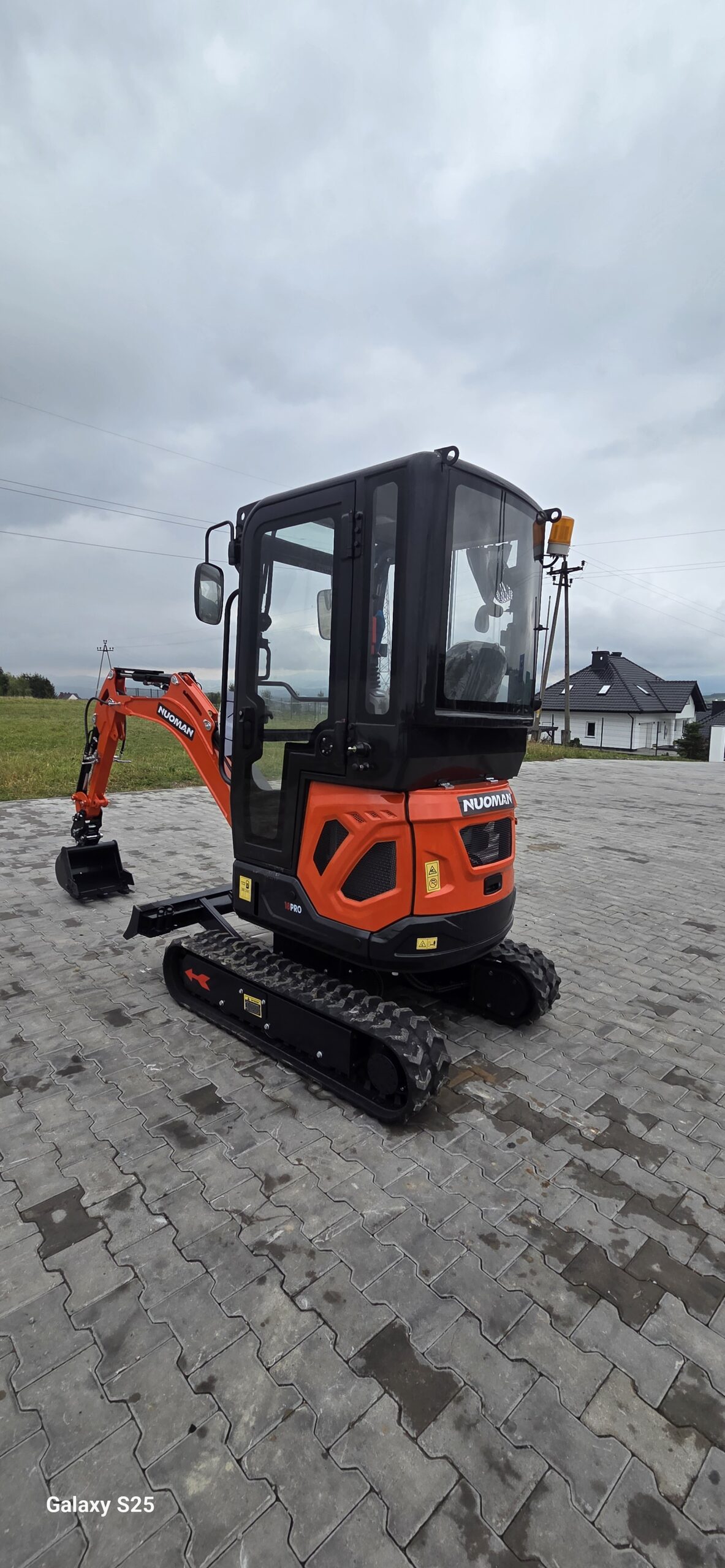 Minikoparka Nuoman MN 18 Pro - obrazek 3