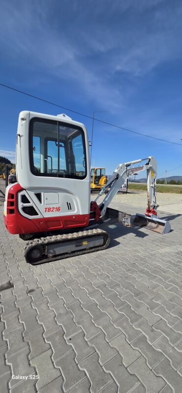 Minikoparka Takeuchi TB 216